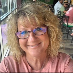 Meet your Posher, Tonya